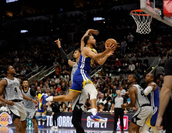 神马直播:NBA近况赛程介绍